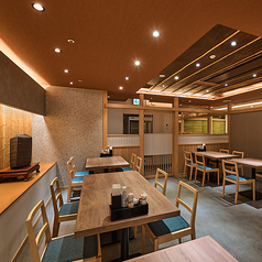 貸切にも対応可能な当店は、【最大60名様まで】の宴会を承ります。和の趣たっぷりの空間で、特別なご家族のイベントや大切な仲間との集まりをお楽しみいただけます。宴会に最適なコースも多数ご用意ありますのでお気軽にご相談ください。