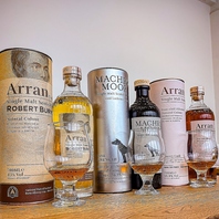 ウイスキー好き店主が厳選！銘酒が揃う自慢の飲み比べ♪