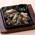 料理メニュー写真&nbsp;【希少部位！鶏とろ（肩肉）】香ばし黒炙り鉄板焼
