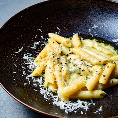 【おつまみパスタ ワインのお供に】ペンネゴルゴンゾーラ