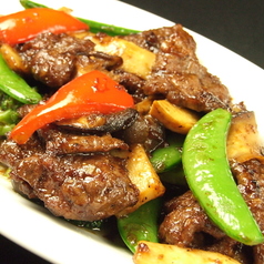 牛肉と季節野菜のブラックペッパー炒め