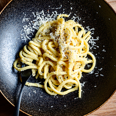 【おつまみパスタ ワインのお供に】カチョエペペ （チーズと黒胡椒のパスタ）