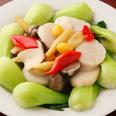 【贅沢料理】季節野菜とホタテの炒め 
