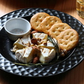 料理メニュー写真&nbsp;炙りモッツァレラ