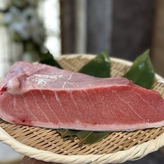 天然物に負けない「圧倒的な脂乗りと濃厚な旨味」