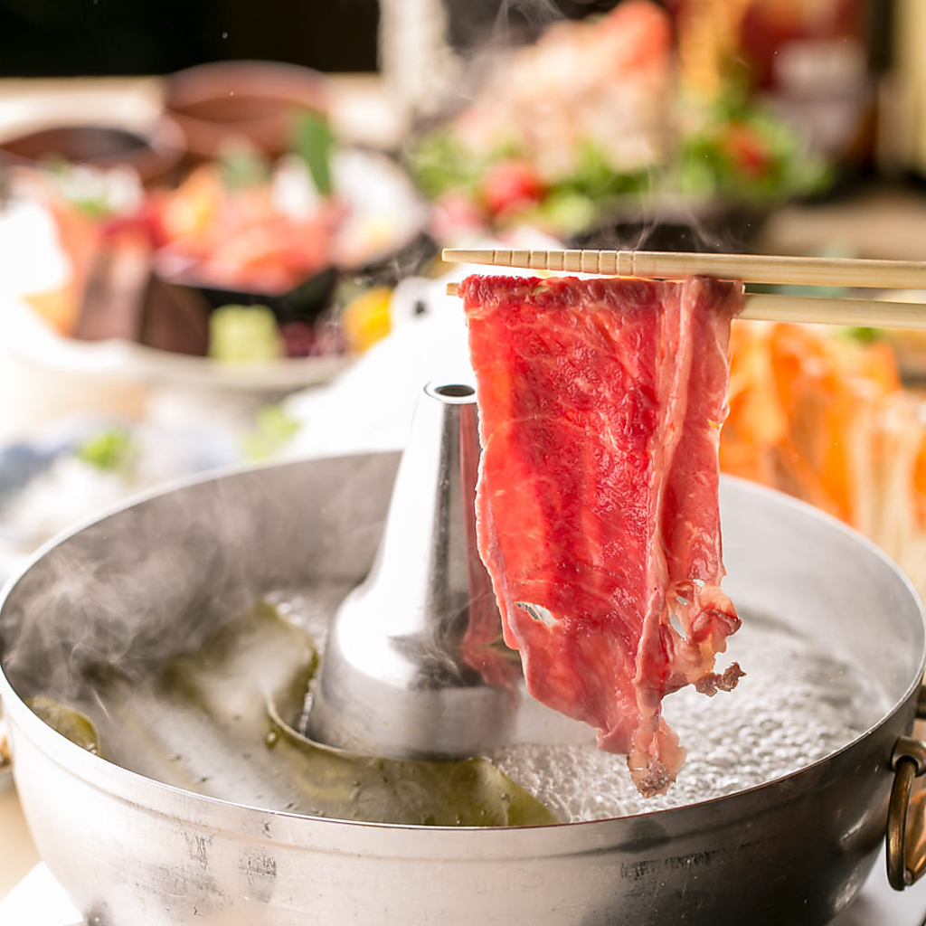 最大3時間飲み放題付コース3278円～選べる鍋付プランもご用意しております！