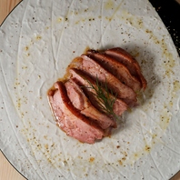 全国から仕入れる旬の食材を使用した創作料理★