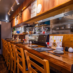 《お1人様でも気兼ねなくご利用いただけるカウンター席です◎》