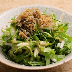 ロメインレタスとじゃこのサラダ