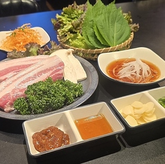 本格韓国料理&サムギョプサル