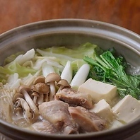 濃厚スープと自家製ポン酢で味わう上質な水炊き