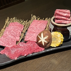 炭火焼肉エイト桃谷店のおすすめ料理1