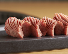 上タン塩の厚切り　(6カット)