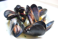 活ムール貝と蛤の白ワイン蒸し