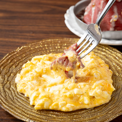 見た目で驚き、食べて驚きの演出