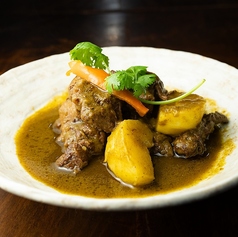 SECO DE CARNE グリーンハーブで煮込んだビーフシチュー
