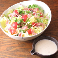 新鮮野菜のサラダ