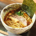 料理メニュー写真&nbsp;大きな鯛身の鯛だし醤油ラーメン