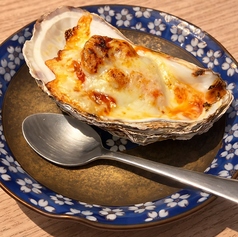 殻ごとカキのトマトチーズ焼き