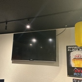 60型テレビでどの席からも見やすいサイズ!ゆっくりテレビ鑑賞しながらお食事して頂けます。