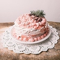記念日・誕生日などのお祝いに、お店から花束やケーキをご用意いたします。