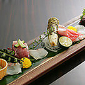 料理メニュー写真 朝〆の天然鮮魚のお刺身 