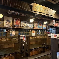 6名席。半個室の雰囲気のあるお席です。