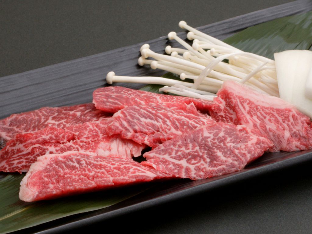 きめ細かく柔らかい肉質に、豊かな風味を持った「常陸牛」をリーズナブルな価格で堪能して下さい！