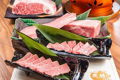 個室で楽しむ【信州プレミアム黒毛和牛A5ランク】を使用の焼肉！お昼は中華そばを提供