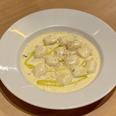 江丹別の青いチーズのクリームニョッキ