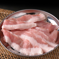 焼肉アドバイザー資格を持つ店主の目利きのお肉は絶品！