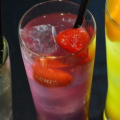 イチゴサワー果実入り