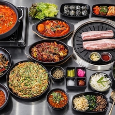 “神話” 韓国料理専門店のコース写真