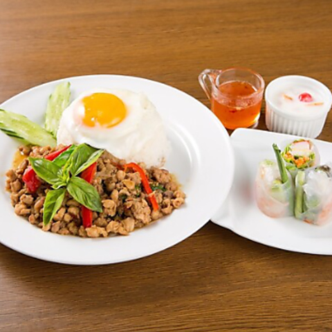 Asian Dining & Bar SAPANA Tpi 蒬X