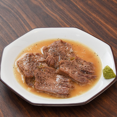 絶品！十勝ナイタイ和牛の溶岩焼き◎一品料理も充実♪