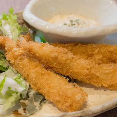 洋食仕立てのエビフライ