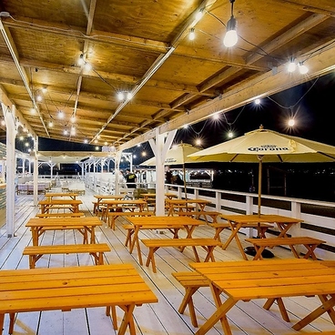 渋谷居酒屋食堂 由比ヶ浜ビーチの雰囲気1