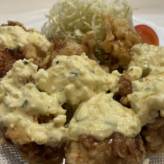 ボリュームたっぷりチキン　南蛮自家製タルタルソース