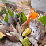 活アジサバ盛込み　5478円(税込)