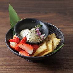 ★季節のフルーツと豆腐チーズ