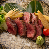 お肉料理も人気です！