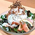 料理メニュー写真&nbsp;燻製香るポテサラ