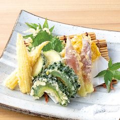 夏野菜の天布羅盛り合わせ