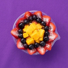 いちごの恋するアサイーボウル Strawberry Love Acai Bowl