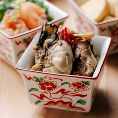 牡蠣とマッシュルームのオイル漬け