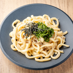 バター醤油と大葉としらすの焼うどん