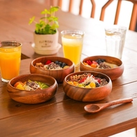 アサイーボウル/グリークヨーグルトのテイクアウトOK◎