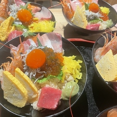 彩り鮮やかで新鮮な海鮮！