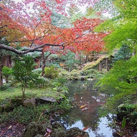 加賀藩ゆかりの名勝・玉泉園の景観美