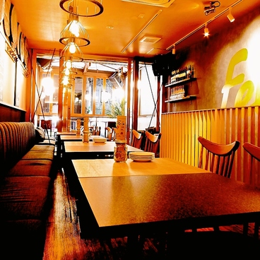 ワイン酒場 ガブリシャス GabuLicious 渋谷店の雰囲気1